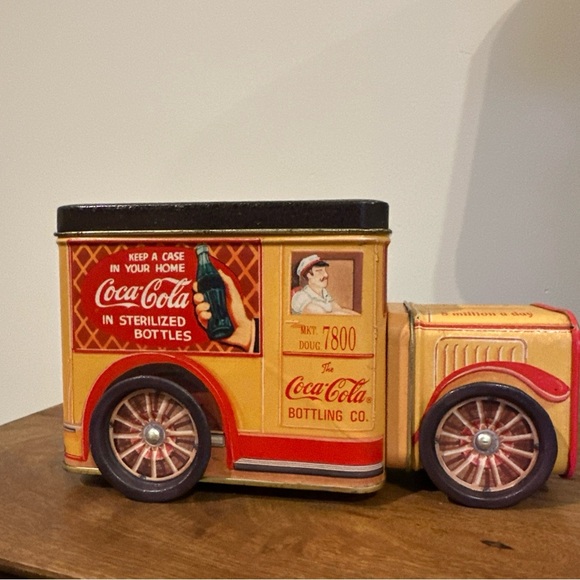 Coca Cola Delivery Truck Shaped Vintage 1995 Collector Tin Storage Box 4H 7.5L - Picture 1 of 10
